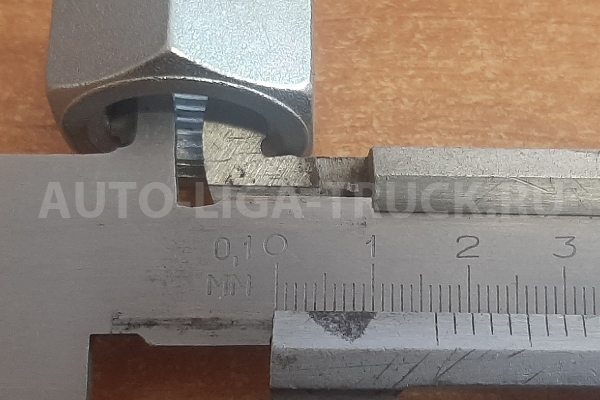 Гайка Isuzu Elf  / ( Оригинал, Япония) КРЕПЛЕНИЕ РЕССОРЫ    0-91110-518-0