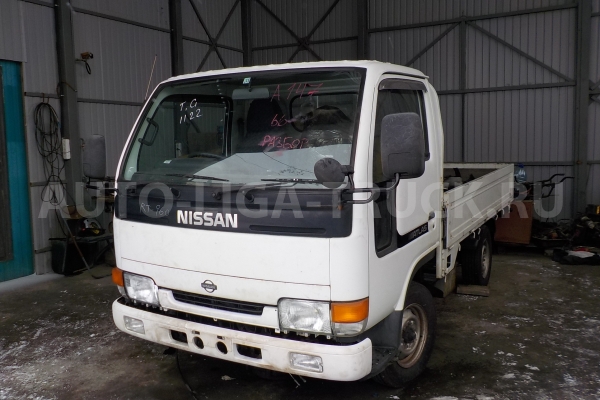 Кабина Nissan Atlas 147 КАБИНА  1996 12 