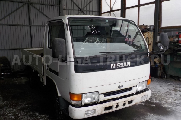 Кабина Nissan Atlas 147 КАБИНА  1996 12 