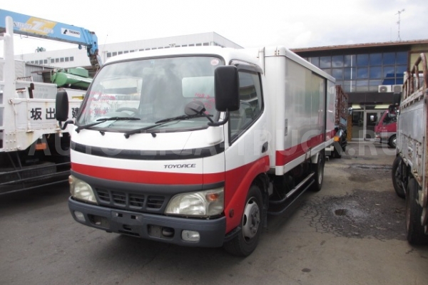 КАБИНА Toyota Dyna, Toyoace - 132 КАБИНА  2003 24 