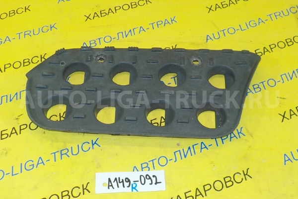 Подножка Nissan Atlas TD27 Подножка TD27 1993 96150-5T000 Подножка Nissan Atlas TD27 Подножка TD27 1993 96150-5T000