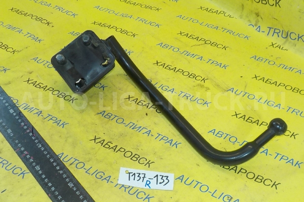 СТОЙКА ЗЕРКАЛА Mazda Titan 4HF1 СТОЙКА ЗЕРКАЛА 4HF1 1998  W441-69-120B