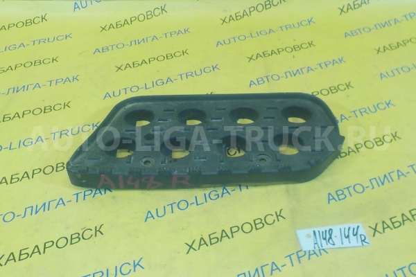 Подножка Nissan Atlas TD27 Подножка TD27 1999 96150-5T000 Подножка Nissan Atlas TD27 Подножка TD27 1999 96150-5T000