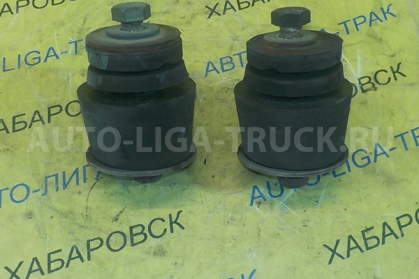 Задние подушки  кабины Nissan Atlas TD27 Задние подушки  кабины TD27 1996  95520-2T00A