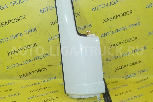 Щека Nissan Atlas QD32 Щека QD32 2005  61262-0T030