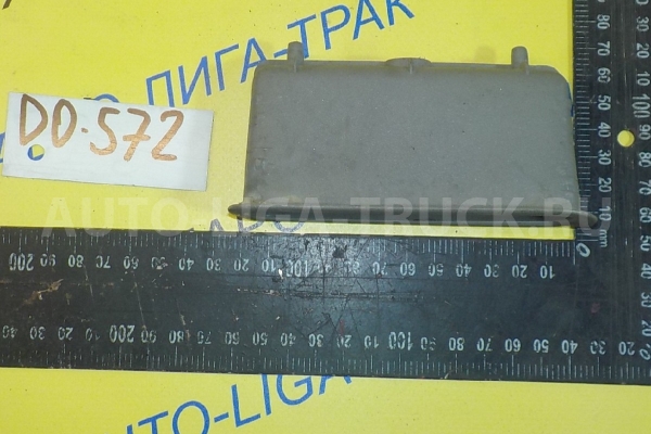 Обшивка двери Toyota Dyna, Toyoace Обшивка двери 74811-95J04 Обшивка двери Toyota Dyna, Toyoace Обшивка двери 74811-95J04