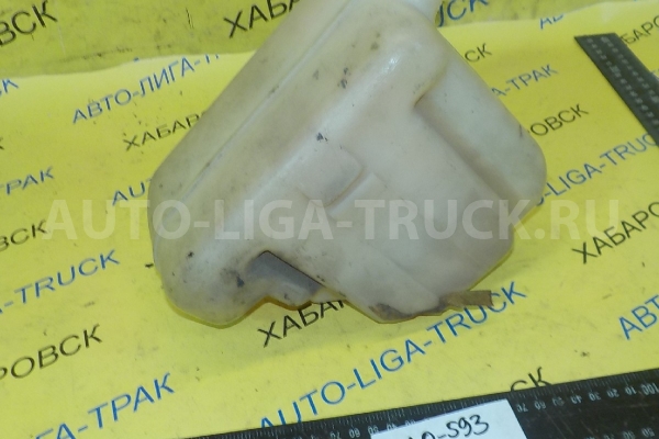 БАЧОК ОМЫВАТЕЛЯ Toyota Dyna, Toyoace БАЧОК ОМЫВАТЕЛЯ 85330-25040 БАЧОК ОМЫВАТЕЛЯ Toyota Dyna, Toyoace БАЧОК ОМЫВАТЕЛЯ 85330-25040