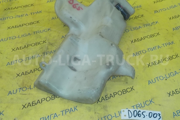 БАЧОК ОМЫВАТЕЛЯ Toyota Dyna, Toyoace 3L БАЧОК ОМЫВАТЕЛЯ 3L 1995  85315-37030