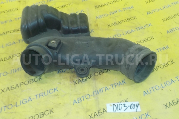 Патрубок фильтра Toyota Dyna, Toyoace S05C Патрубок фильтра S05C 2000 53982-37020 Патрубок фильтра Toyota Dyna, Toyoace S05C Патрубок фильтра S05C 2000 53982-37020