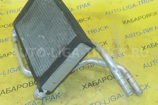Радиатор печки Toyota Dyna, Toyoace N04C Радиатор печки N04C 2005 87107-37040 Радиатор печки Toyota Dyna, Toyoace N04C Радиатор печки N04C 2005 87107-37040