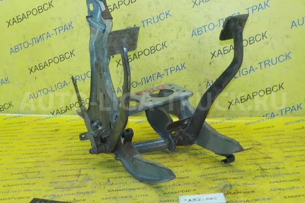 ПЕДАЛИ Toyota Dyna, Toyoace B ПЕДАЛИ B 1990  55150-95403