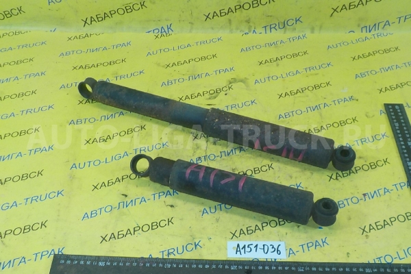 Амортизатор Nissan Atlas TD27 Амортизатор TD27 1997  56200-3S826