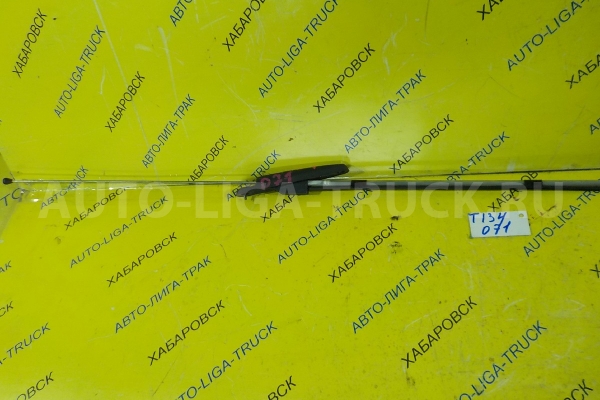 Антена Mazda Titan 4HF1 Антена 4HF1 2001 W611-66-930C Антена Mazda Titan 4HF1 Антена 4HF1 2001 W611-66-930C