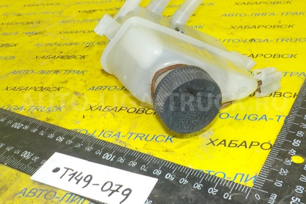 Бачок для тормозной жидкости Mazda Titan 4HF1 Бачок для тормозной жидкости 4HF1 1997  W201-43-550A
