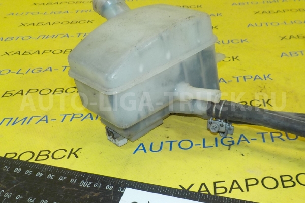 Бачок для тормозной жидкости Nissan Atlas FD42 Бачок для тормозной жидкости FD42 1993  46090-0T001