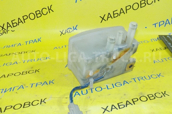 Бачок для тормозной жидкости Toyota Dyna, Toyoace 15В Бачок для тормозной жидкости  1995  47220-37020