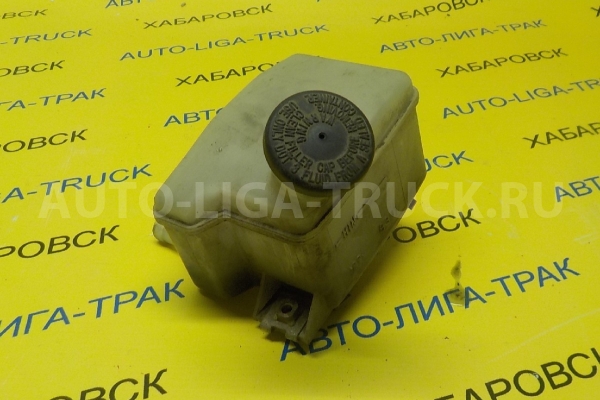 Бачок для тормозной жидкости Toyota Dyna, Toyoace 3L Бачок для тормозной жидкости 3L 1996  47220-37020