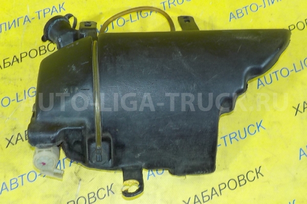 БАЧОК ОМЫВАТЕЛЯ Isuzu Elf 4HF1 БАЧОК ОМЫВАТЕЛЯ 4HF1 1997  8-97855-017-6