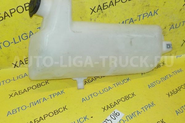 БАЧОК ОМЫВАТЕЛЯ Toyota Dyna, Toyoace N04C БАЧОК ОМЫВАТЕЛЯ N04C 2003  85315-37090