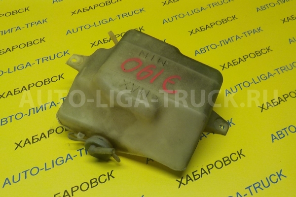 Бачок расширительный Isuzu Elf 4JB1 Бачок расширительный 4JB1 1989 8-94451-186-1 Бачок расширительный Isuzu Elf 4JB1 Бачок расширительный 4JB1 1989 8-94451-186-1