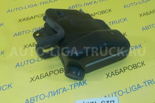 Бачок расширительный Mitsubishi Canter 4M51 Бачок расширительный 4M51 2001  MC127101