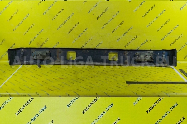 БАМПЕР Mitsubishi Canter 4D32 БАМПЕР 4D32 1989  MB293580