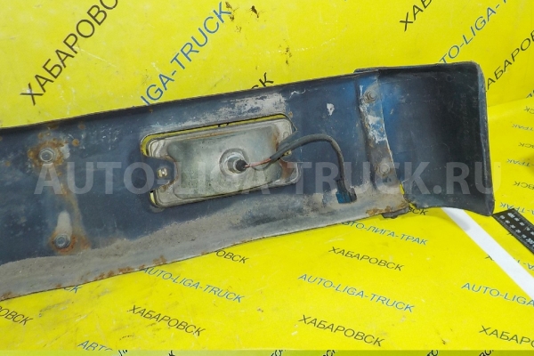 БАМПЕР Mitsubishi Canter 4D32 БАМПЕР 4D32 1989  MB293580