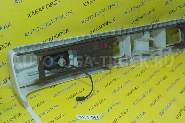 БАМПЕР Nissan Atlas TD27 БАМПЕР TD27 1997  62022-0T000