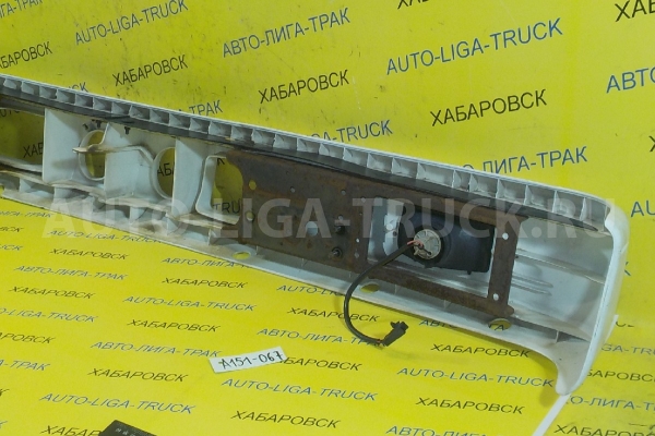 БАМПЕР Nissan Atlas TD27 БАМПЕР TD27 1997  62022-0T000