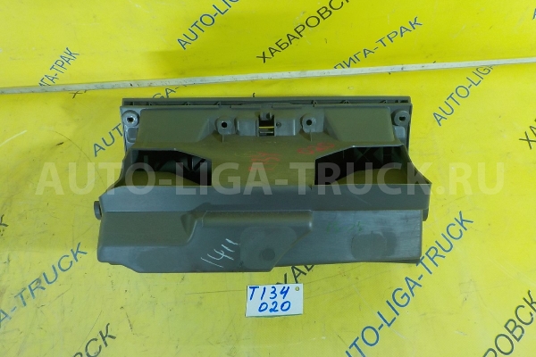 Бардачок Mazda Titan 4HF1 БАРДАЧОК 4HF1 2001 W620-64-030E Бардачок Mazda Titan 4HF1 БАРДАЧОК 4HF1 2001 W620-64-030E