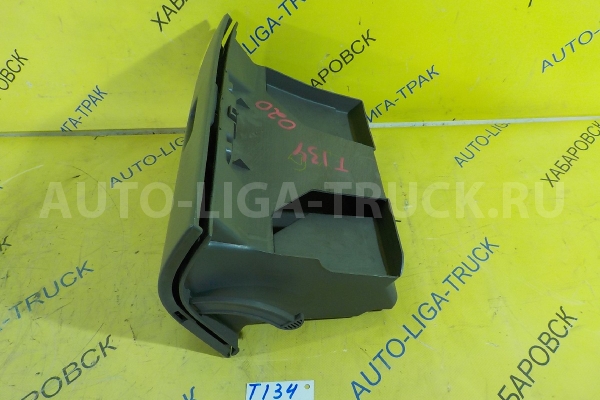 Бардачок Mazda Titan 4HF1 БАРДАЧОК 4HF1 2001 W620-64-030E Бардачок Mazda Titan 4HF1 БАРДАЧОК 4HF1 2001 W620-64-030E