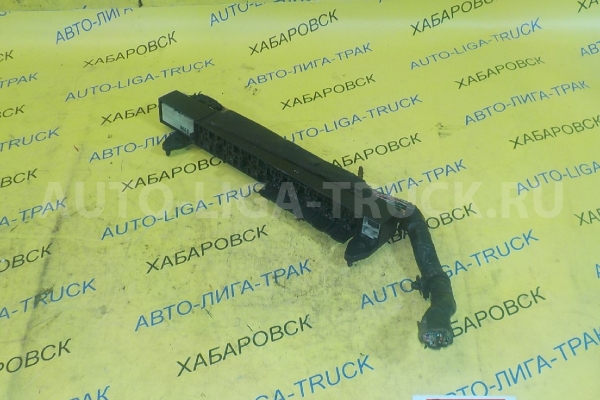 БЛОК ПРЕДОХРАНИТЕЛЕЙ Isuzu Elf БЛОК ПРЕДОХРАНИТЕЛЕЙ    8-97187-918-1