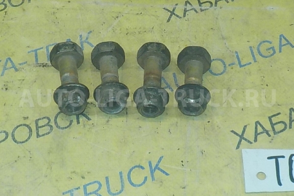 Болт Mitsubishi Canter 4DR7 Болт 4DR7 1992 Y001-25-123 Болт Mitsubishi Canter 4DR7 Болт 4DR7 1992 Y001-25-123