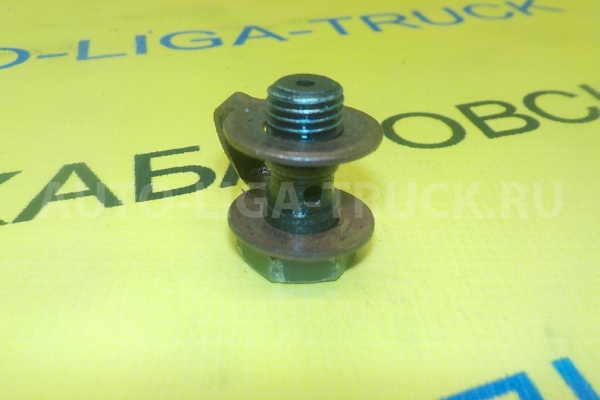 Болт Mitsubishi Canter Болт    MH037279