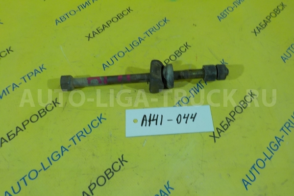 Болт торсиона Nissan Atlas QD32 Болт торсиона QD32   54215-3T400