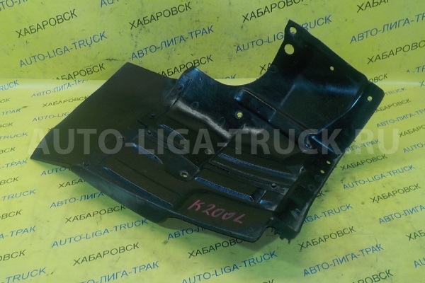 Брызговик передний Mitsubishi Canter 4D33 Брызговик передний 4D33 1999  MC142130