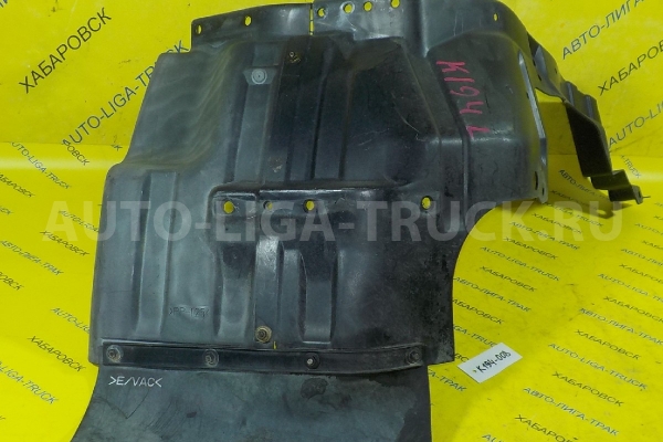 Брызговик передний Mitsubishi Canter 4D35 Брызговик передний 4D35 1996  MC142128
