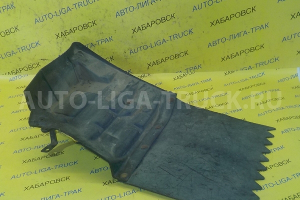 Брызговик передний Toyota Dyna, Toyoace Брызговик передний    53716-37010