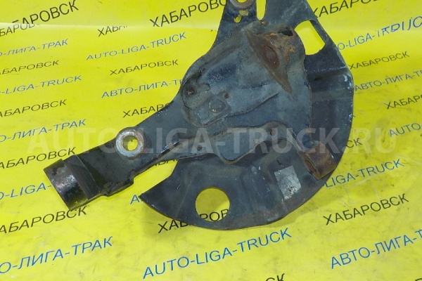 Цапфа Mazda Titan 4HF1 Цапфа 4HF1 2002  W628-33-021A