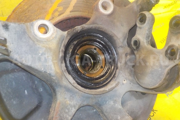 Цапфа Nissan Atlas TD27 Цапфа TD27 1991  40014-20N00