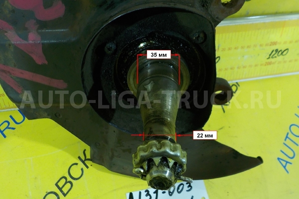 Цапфа Nissan Atlas TD27 Цапфа TD27 1993  40015-5T900