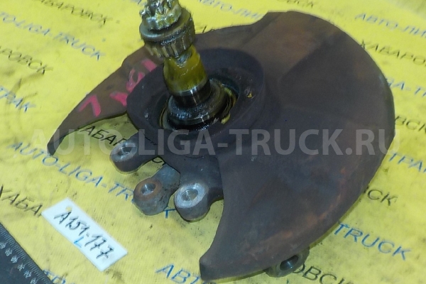 Цапфа Nissan Atlas TD27 Цапфа TD27 1997  40015-5T900