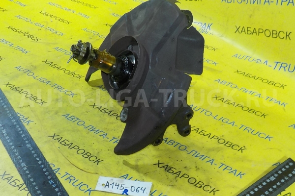 Цапфа Nissan Atlas TD27 Цапфа TD27 1992  40014-01N00