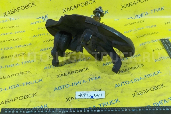 Цапфа Nissan Atlas TD27 Цапфа TD27 1992  40014-01N00