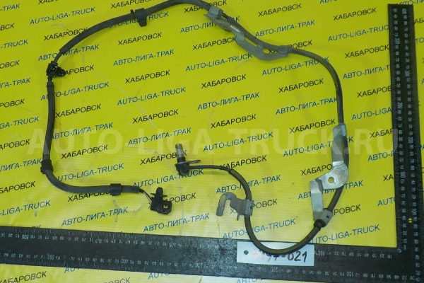 Датчик ABS Isuzu Elf 4JJ1 Датчик ABS  2010  8-98001-471-2