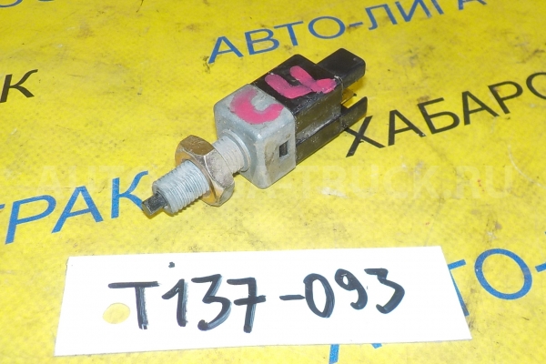 ДАТЧИК Mazda Titan 4HF1 ДАТЧИК 4HF1 1998  LA01-66-470