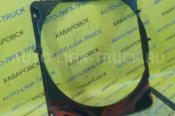 Диффузор радиатора Mazda Titan 4HG1 Диффузор радиатора 4HG1 1999  YJ01-15-211