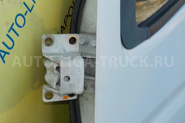 ДВЕРЬ Mitsubishi Canter 4M42 ДВЕРЬ  2006  MK702977