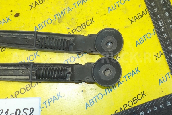 ДВОРНИКИ Mazda Titan 4HF1 ДВОРНИКИ 4HF1 1999  W202-67-321A