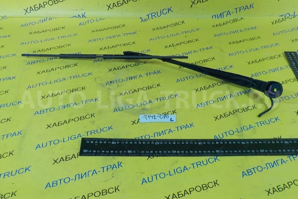 ДВОРНИКИ Mazda Titan 4HG1 ДВОРНИКИ 4HG1 2000  W611-67-321B